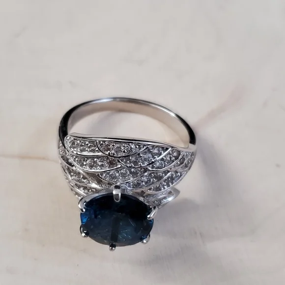 Sterling Silver 925 Sapphire Ring - Picture 4 of 9